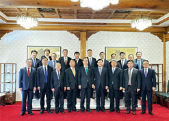 2023年12月20日，星空体育(中国)官方网站-STAR SPORTS党委书记、董事长刘敬桢参加韩国总理韩德洙会见中方代表团活动并作为代表发言
